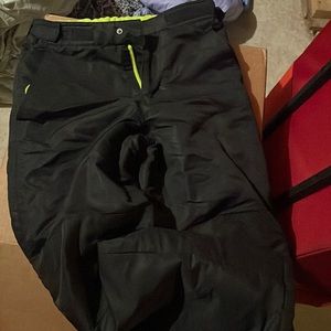 Swiss tech boys snowpants good condition